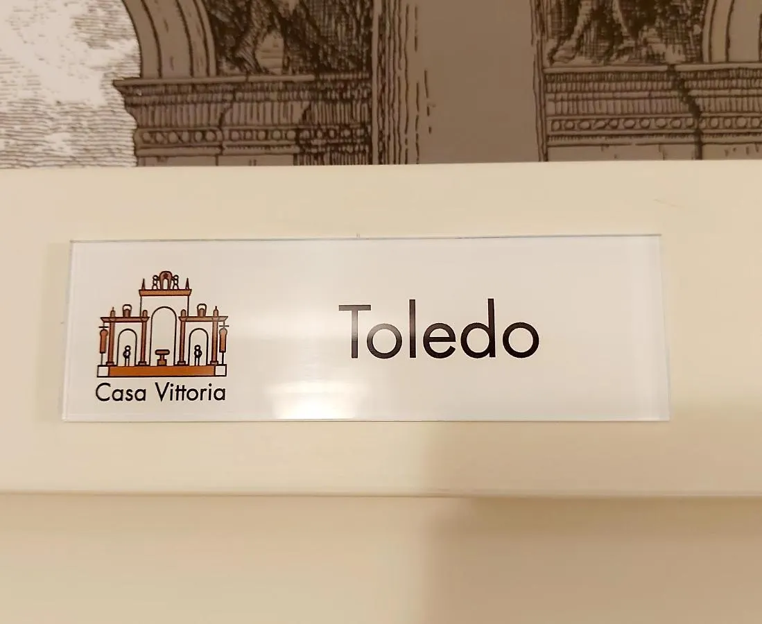 Casa Vittoria Napoli - Santa Lucia Bed & Breakfast