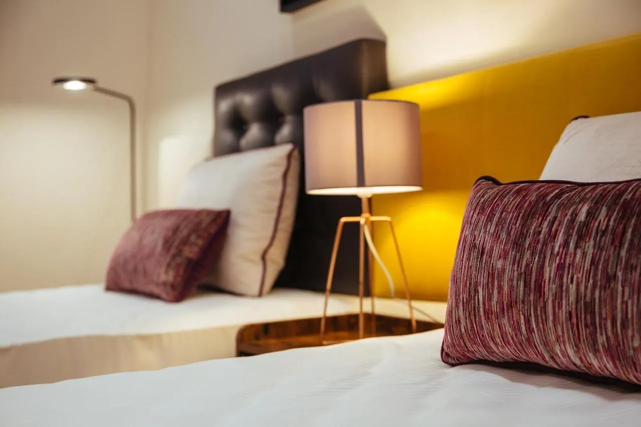 Casa Vittoria Napoli - Santa Lucia Bed & Breakfast