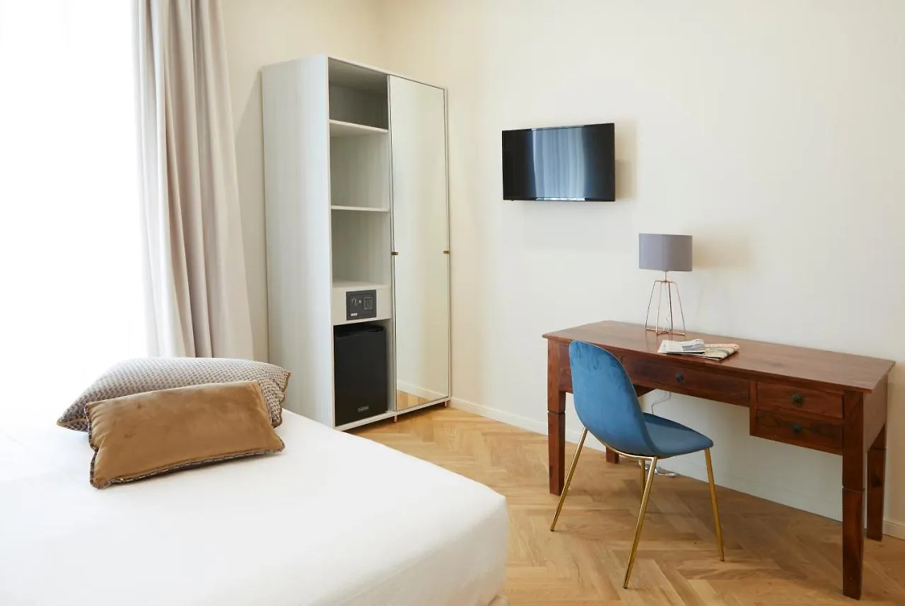 Casa Vittoria Napoli - Santa Lucia Bed & Breakfast