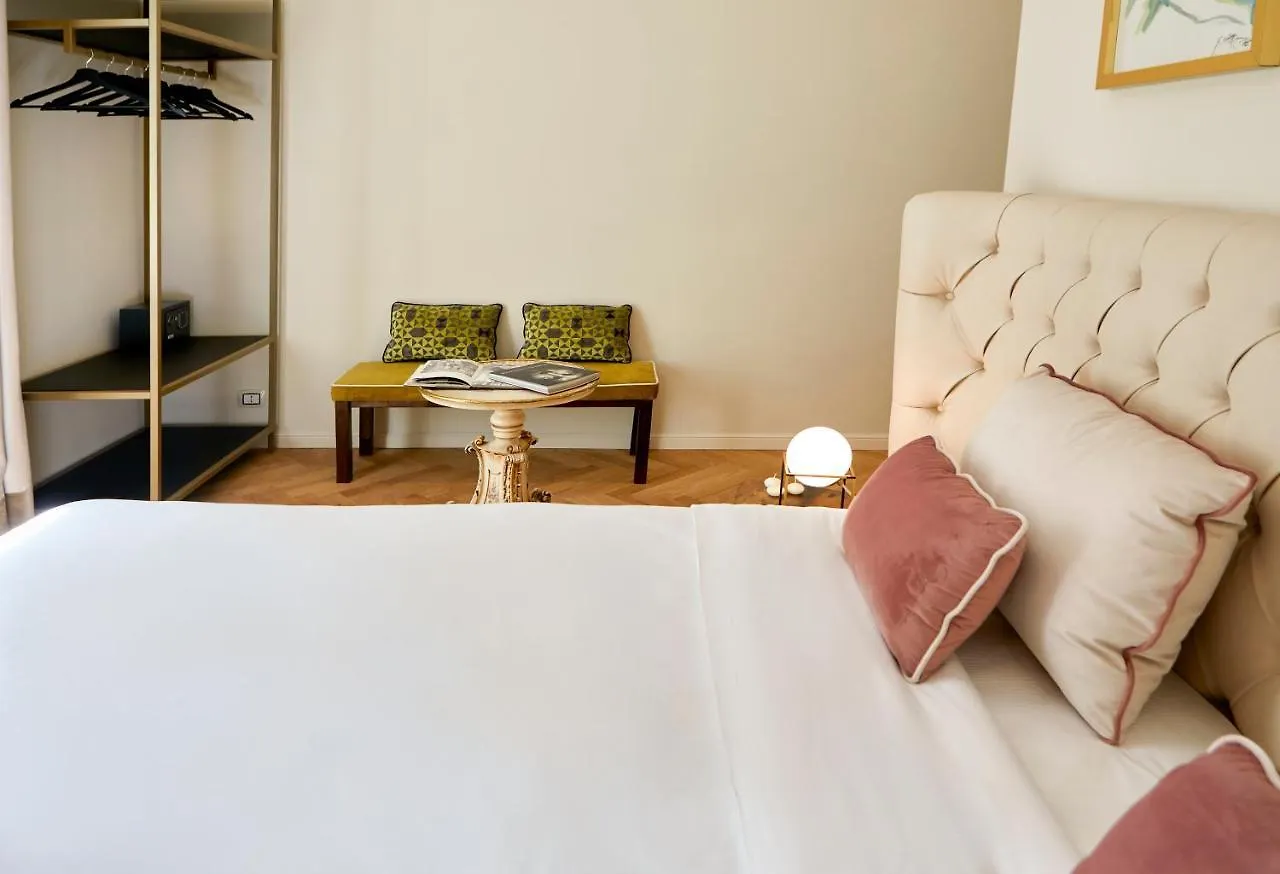 Bed and breakfast Casa Vittoria Napoli - Santa Lucia Couette-café